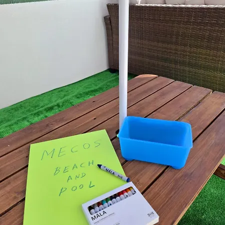 فيلة Meco And Pool