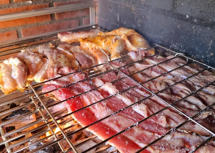 Meco And Pool Villa *