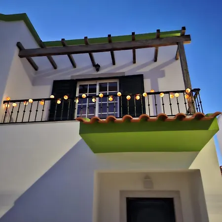 Vila Meco And Pool Sesimbra